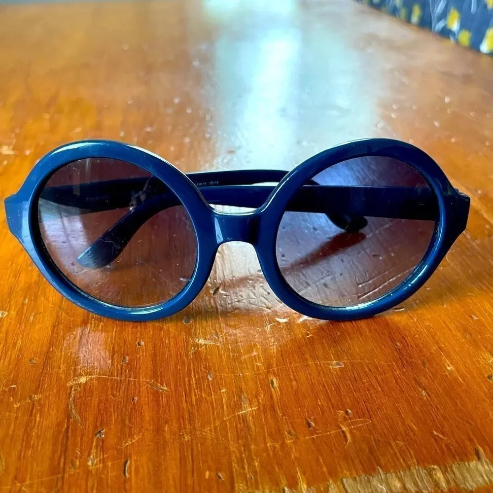 Girls gap Navy round sunglasses 6-8
